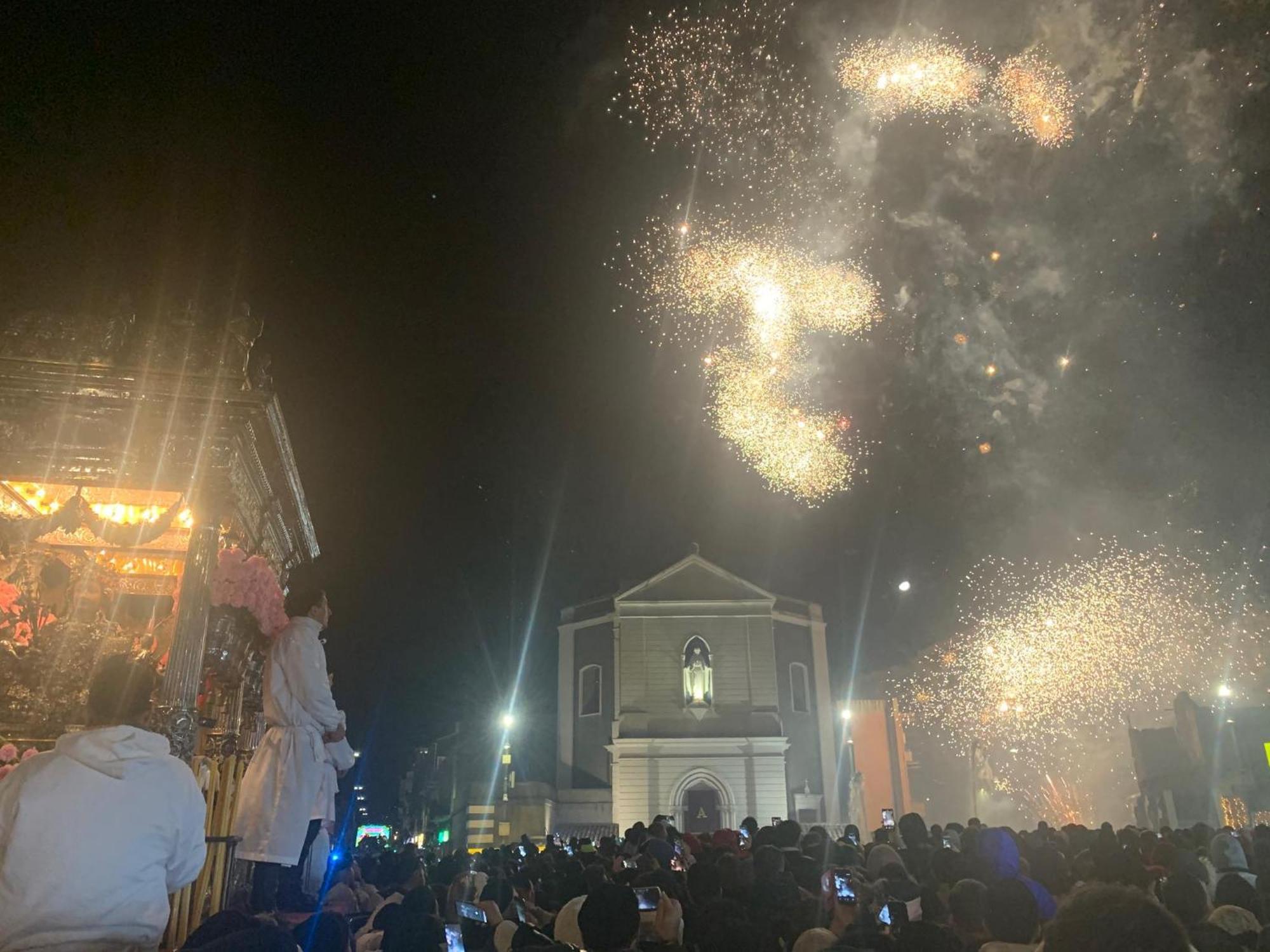 La Fenice Catánia Buitenkant foto